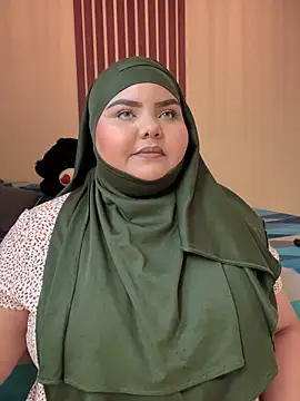 Snapshot of _Shara_Handal_ chatting on 4, 10, 2025 Shara Handal online show from 4, 10, 2025