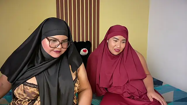  Shara Handal  online show from 8, 3, 2026