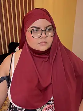 Snapshot of _Shara_Handal_ chatting on 4, 11, 2025 Shara Handal online show from 4, 11, 2025