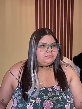 Snapshot of _Shara_Handal_ chatting on 8, 3, 2025 Shara Handal online show from 8, 3, 2025