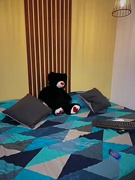 Snapshot of _Shara_Handal_ chatting on 17, 10, 2025 Shara Handal online show from 17, 10, 2025