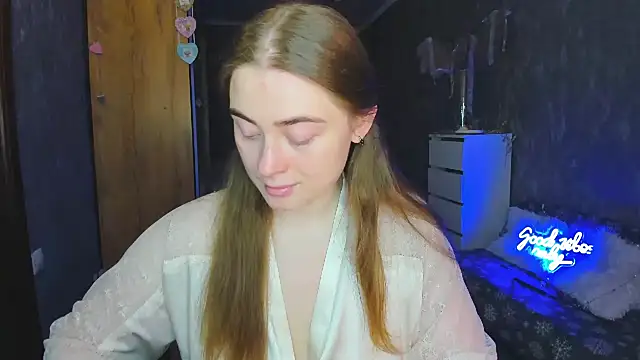 Demure Smile online show from 27, 2, 2025