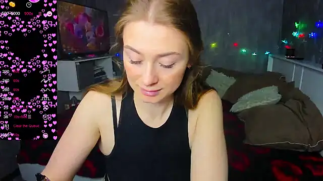 Demure Smile online show from 20, 11, 2025