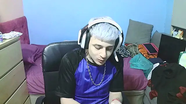 Nenejoven16- online show from 8, 2, 2025