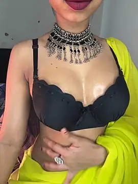 Hot-sexy222 online show from 21, 9, 2025