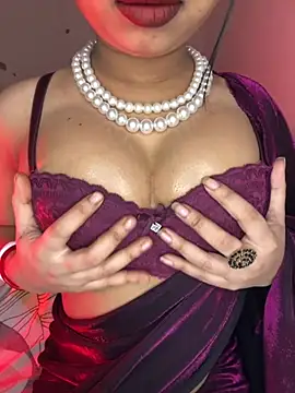 Hot-sexy222 online show from 11, 1, 2026