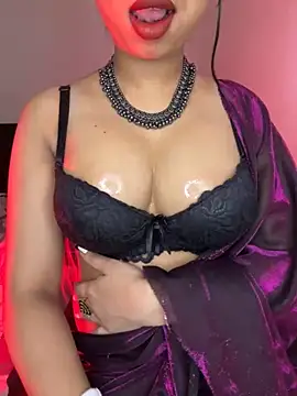 Hot-sexy222 online show from 13, 5, 2026