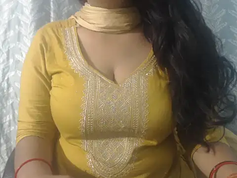 cute-priy online show from 20, 12, 2025
