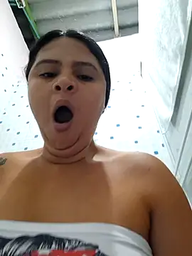 Snapshot of sexy-latin10 chatting on 11, 9, 2025 sexy-latin10 online show from 11, 9, 2025