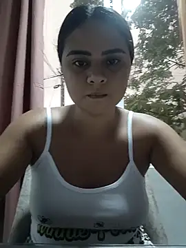 sexy-latin10 online show from 15, 4, 2026