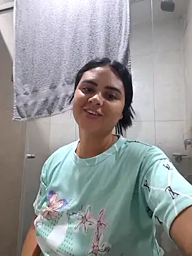 Snapshot of sexy-latin10 chatting on 14, 11, 2025 sexy-latin10 online show from 14, 11, 2025