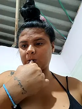 Snapshot of sexy-latin10 chatting on 19, 9, 2025 sexy-latin10 online show from 19, 9, 2025