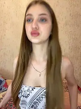 MollyDolle online show from 13, 12, 2024