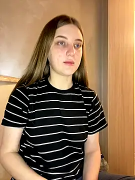 MollyDolle online show from 28, 11, 2025