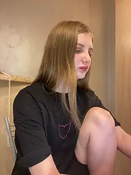 MollyDolle online show from 9, 5, 2026