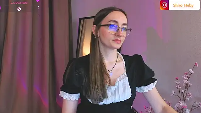 Snapshot of ShiroHeby chatting on 8, 9, 2025 ShiroHeby online show from 8, 9, 2025