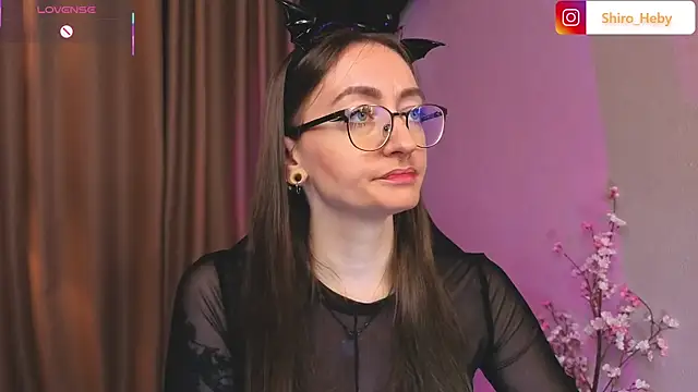 Snapshot of ShiroHeby chatting on 6, 11, 2025 ShiroHeby online show from 6, 11, 2025