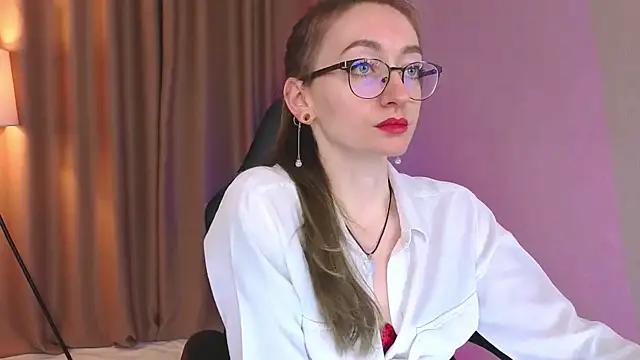 Snapshot of ShiroHeby chatting on 22, 12, 2025 ShiroHeby online show from 22, 12, 2025