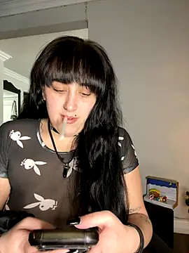 ThicBunz online show from 5, 12, 2025