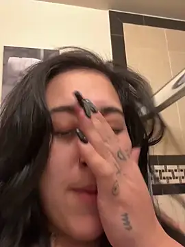 ThicBunz online show from 3, 10, 2025