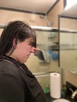 ThicBunz online show from 22, 11, 2025