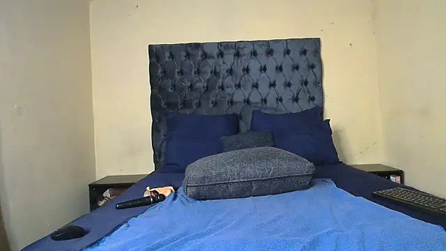 CANDY-X-LOVE-xx online show from 21, 10, 2025