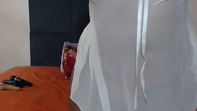 CANDY-X-LOVE-xx online show from 2, 2, 2025