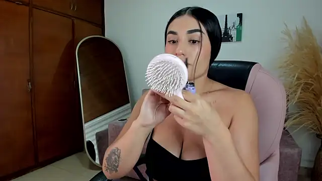 Alheli 16 online show from 18, 2, 2026