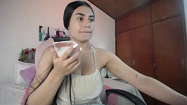 Alheli 16 online show from 27, 2, 2025