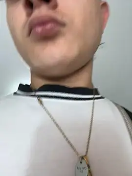 Nathan Bluee online show from 18, 9, 2025