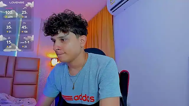 Nathan Bluee online show from 5, 3, 2025