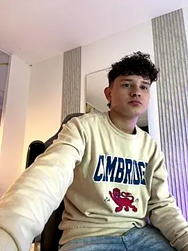 Nathan Bluee online show from 6, 10, 2025