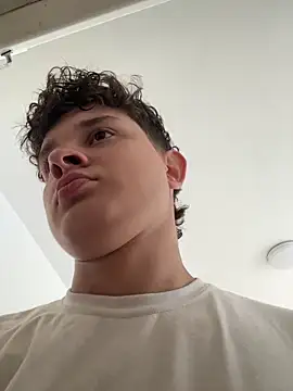 Nathan Bluee online show from 8, 10, 2025