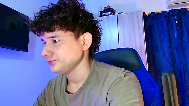 Nathan Bluee online show from 17, 12, 2025