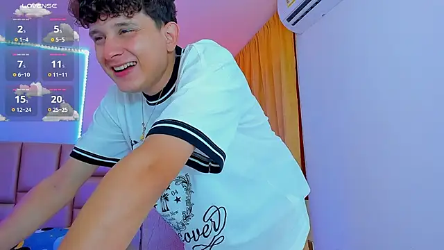 Nathan Bluee online show from 11, 3, 2025