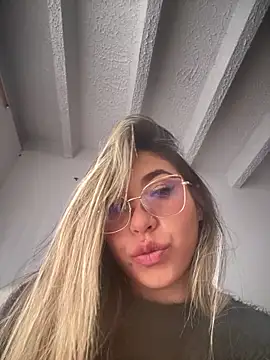 Khalyk G online show from 9, 11, 2025