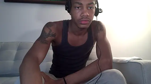 Skinnyblackman online show from 17, 10, 2025