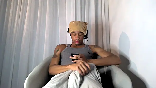 Skinnyblackman online show from 28, 10, 2025