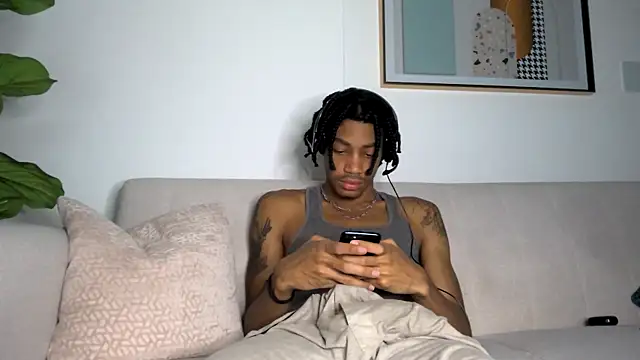 Skinnyblackman online show from 2, 12, 2025