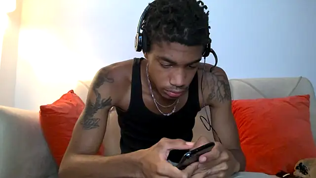 Skinnyblackman online show from 4, 11, 2025