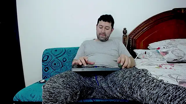 ambar jacksonn online show from 20, 6, 2026
