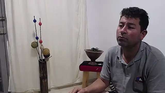 ambar jacksonn online show from 21, 9, 2025