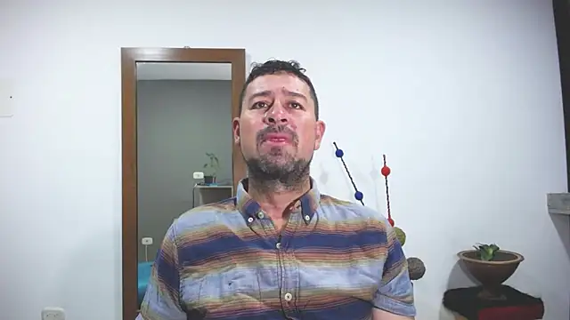 ambar jacksonn online show from 3, 10, 2025