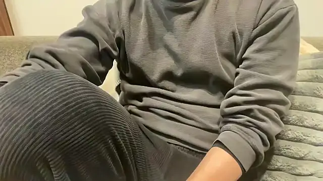 atom0407 online show from 10, 1, 2025