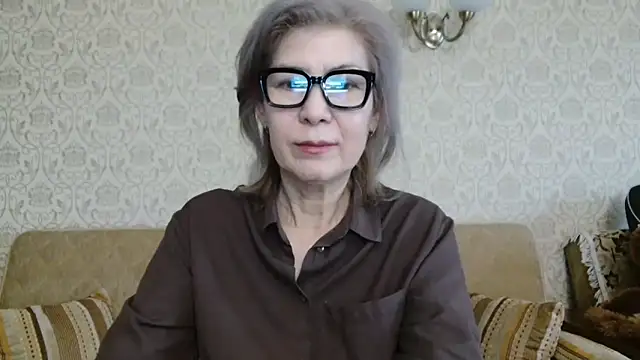 Elegant00Lady online show from 4, 11, 2025