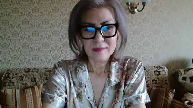 Elegant00Lady online show from 27, 10, 2025