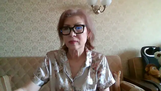 Elegant00Lady online show from 15, 6, 2026