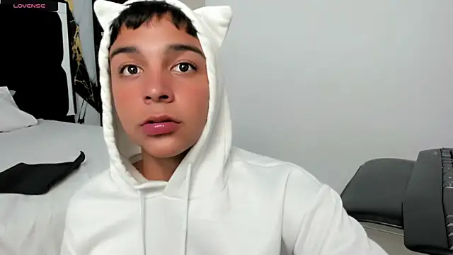 Seductivo jr online show from 17, 5, 2026
