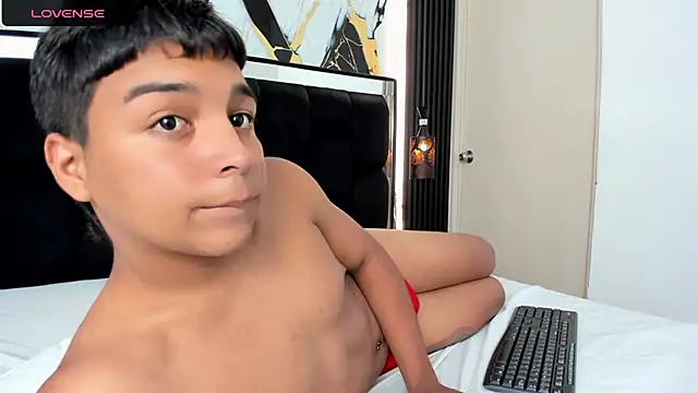 Seductivo jr online show from 25, 7, 2026