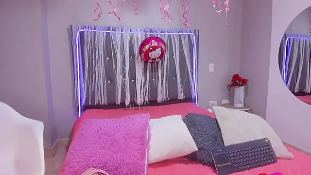 emma lye online show from 7, 11, 2025